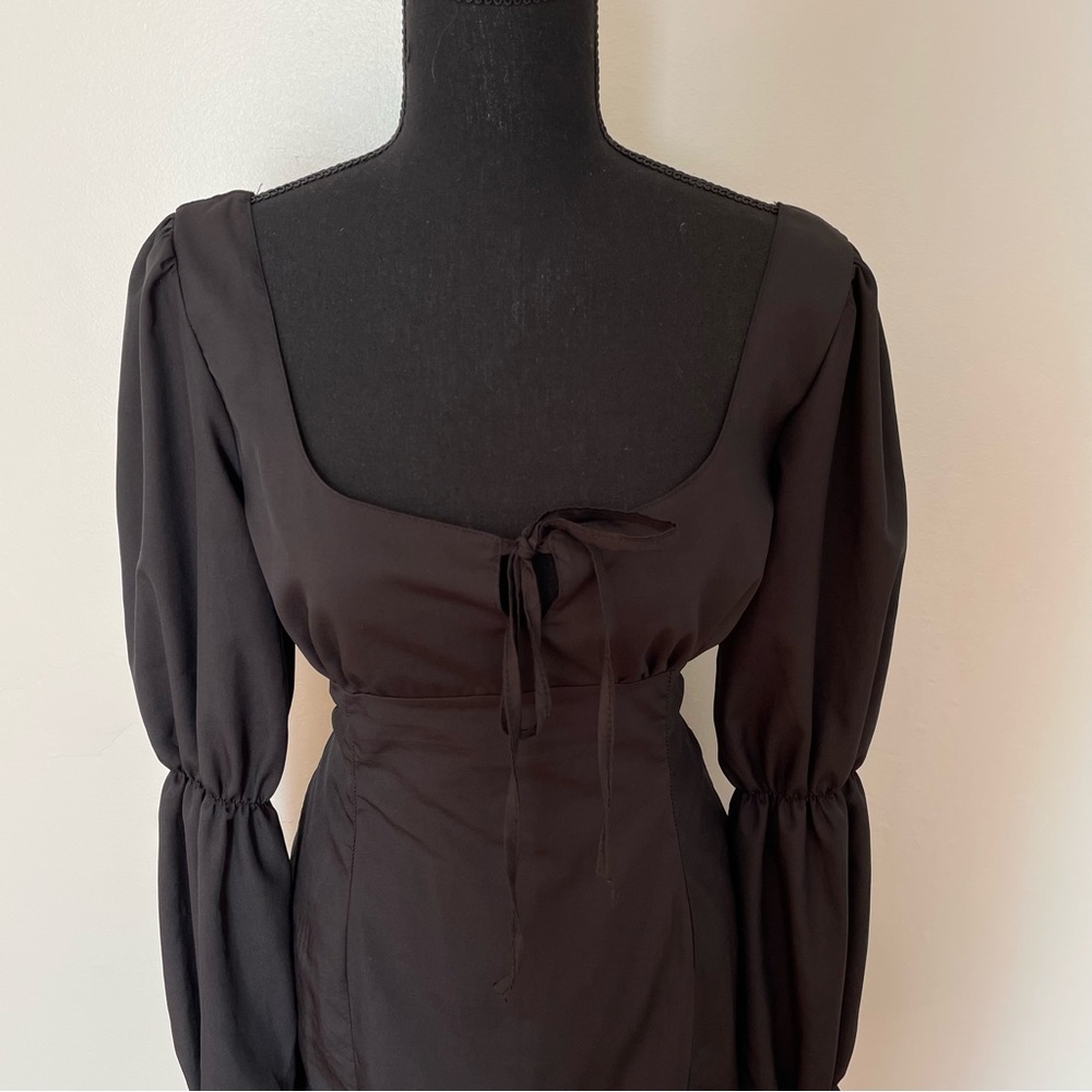 Long Puff Sleeves Square Neck Dress - Picture 4 of 12